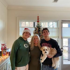 Meet your Posher, Dana